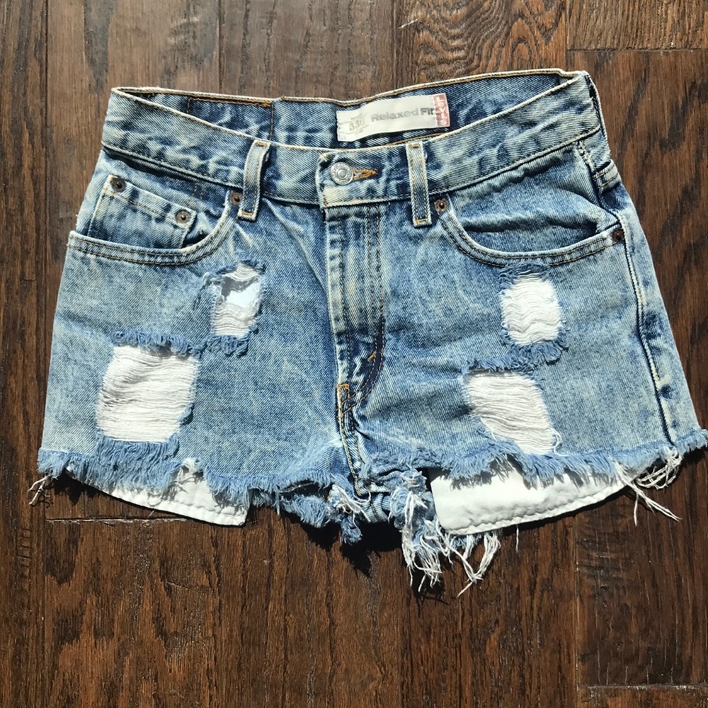 Levi’s 550 jean shorts